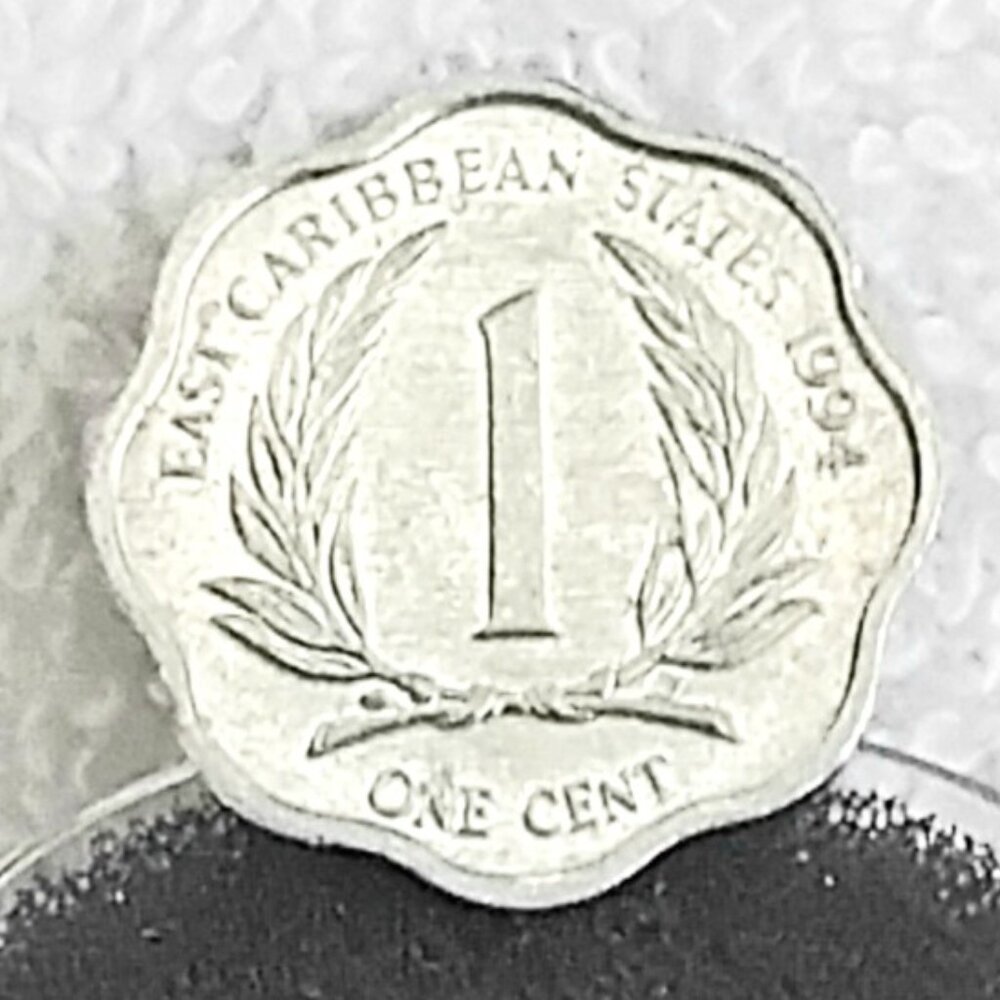 Circulated 1994 Caribbean One Cent East Caribbean States Coin made of Aluminum!!
